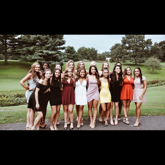 Meet your Posher, Kelly - Picture 4 of 4